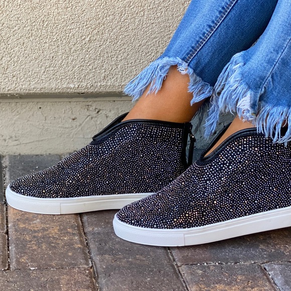 Rhinestone Embellished Laceless High Top Sneakers - Picture 8 of 16